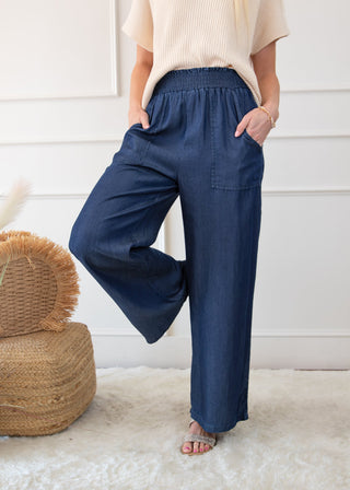 Side Pockets High Waist Wide Leg Lightweight Jeans