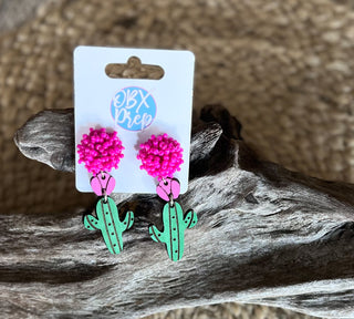 Handmade Hand-Painted Cactus Earrings – Southwestern Charm with a Pop of Pink! ?✨