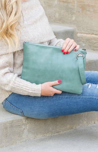 Oversize Clutch